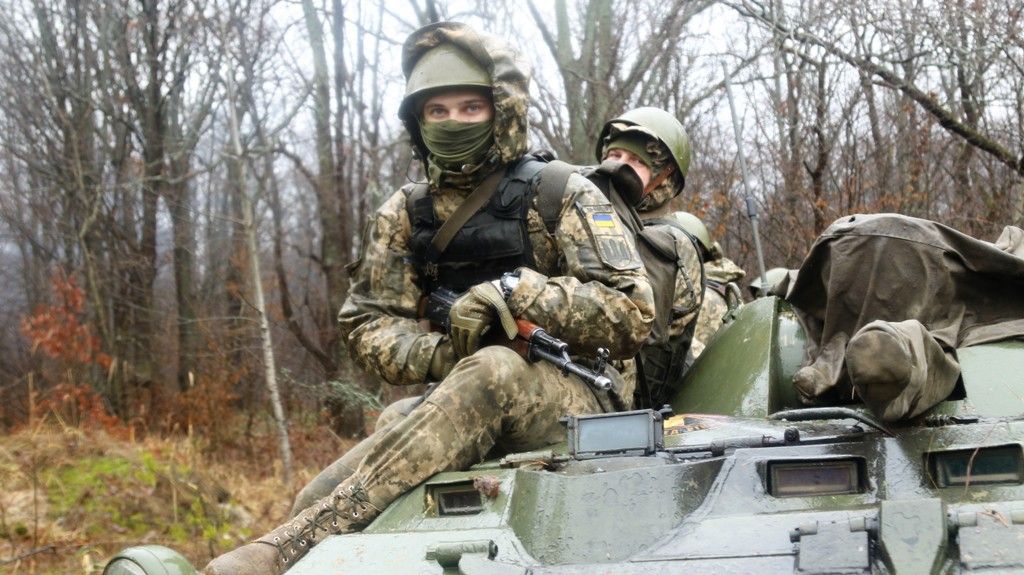 Після дощику в четвер: коли підуть на канікули лейтенанти-призовники?