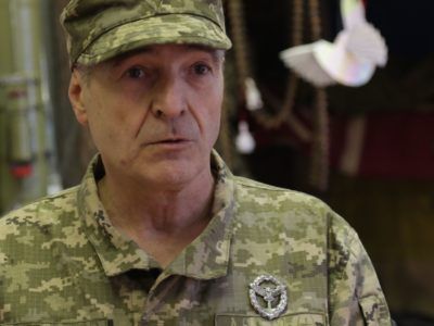 На сьомому десятку життя ветеран АТО відкрив обеліск загиблим на Сході України воїнам-розвідникам і три музеї  