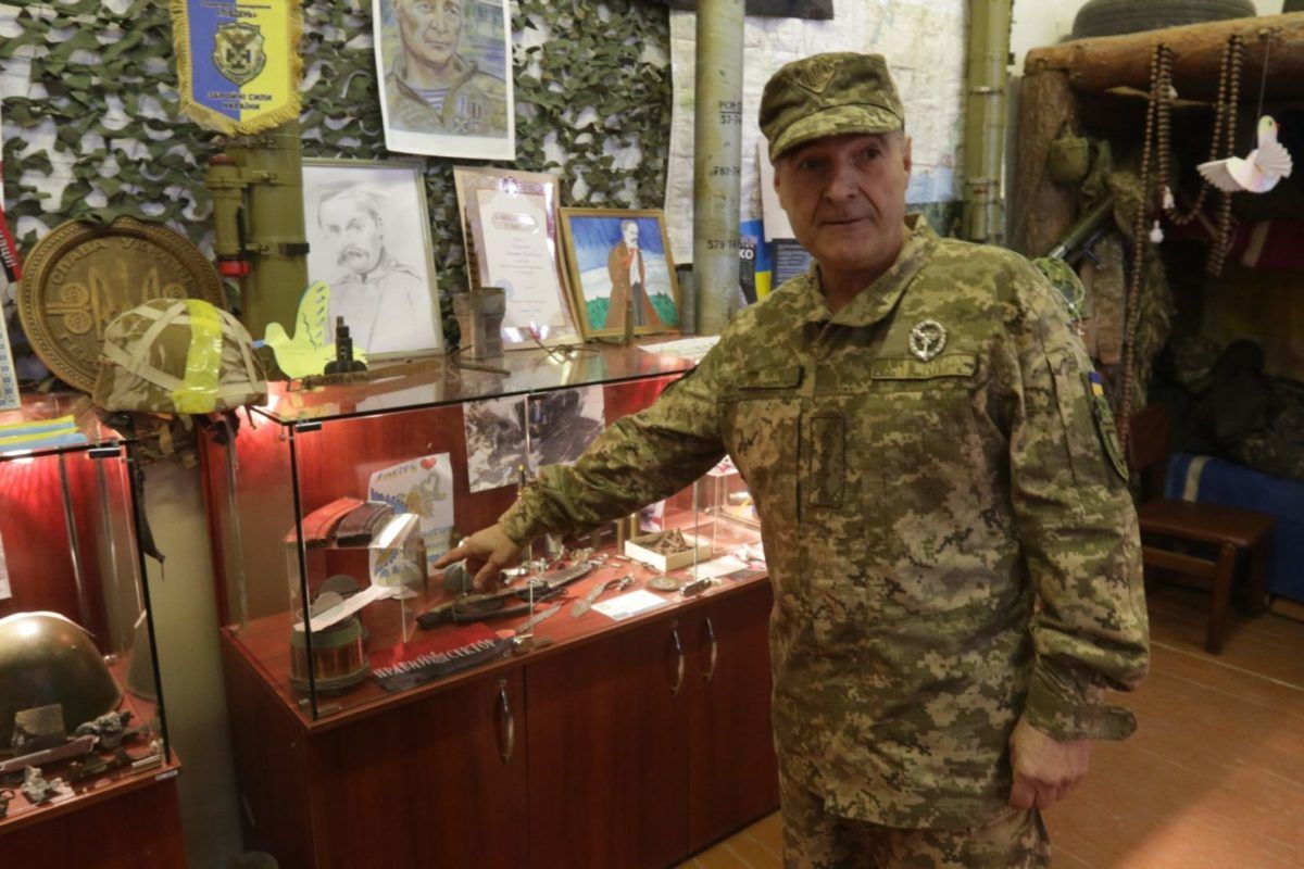 На сьомому десятку життя ветеран АТО відкрив обеліск загиблим на Сході України воїнам-розвідникам і три музеї