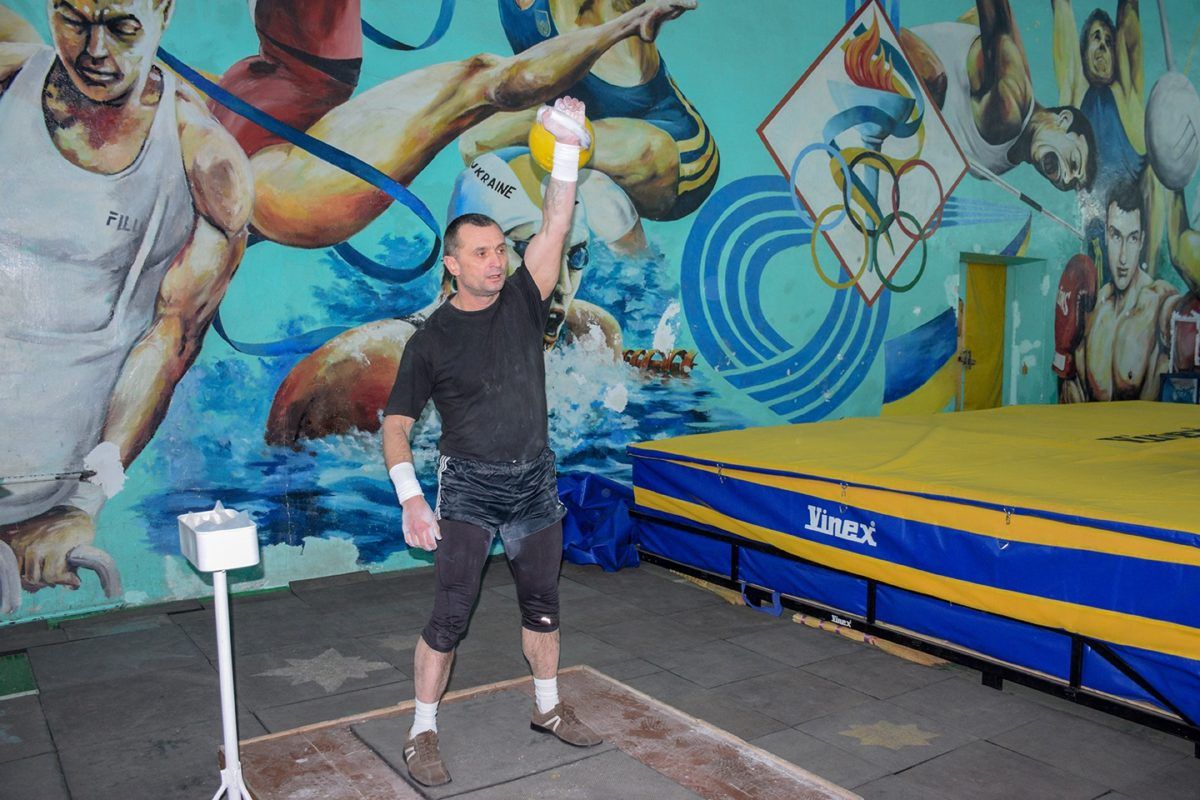 У Бердичеві військові спортсмени зібрали кошти на лікування побратима