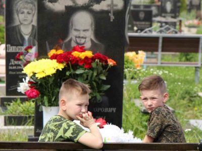 Діти загиблих на Сході вінничан отримають матеріальну допомогу до Дня Святого Миколая  