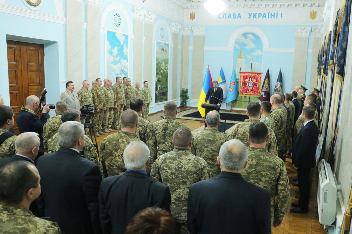 Міністр оборони вручив військовослужбовцям ЗСУ державні нагороди