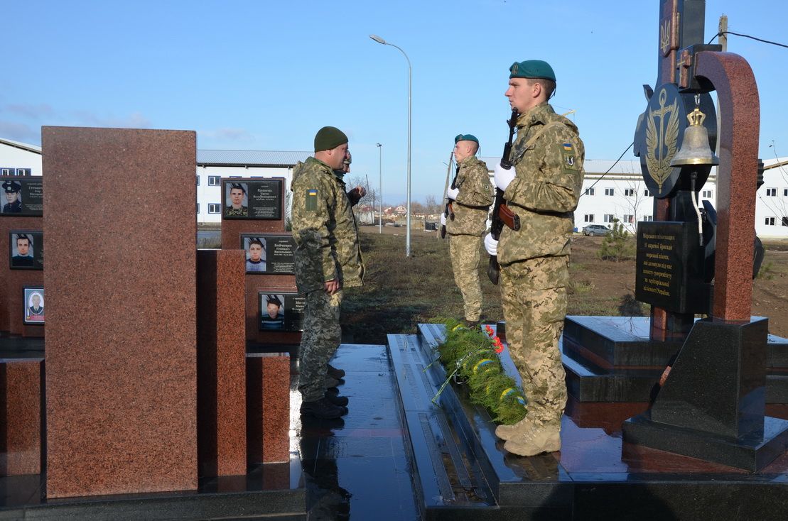 На Одещині відкрили меморіальний комплекс загиблим морським піхотинцям
