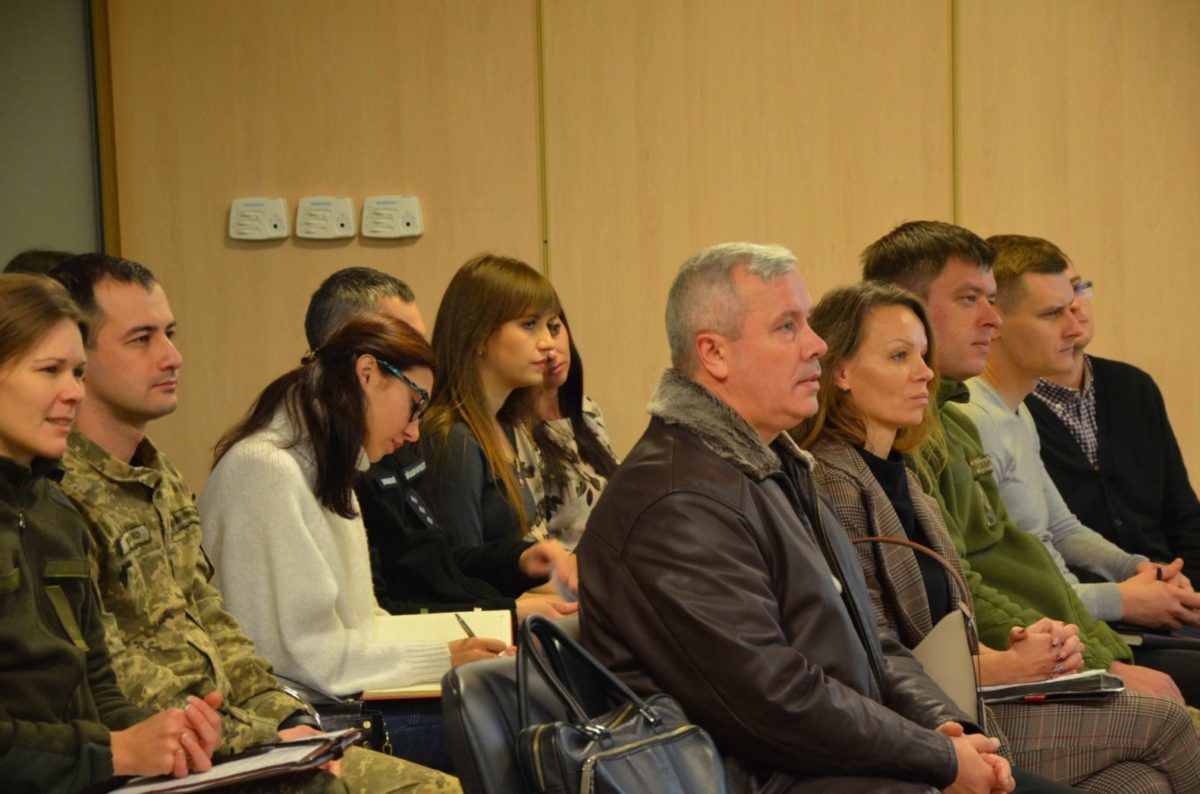 Військових запросили до суду