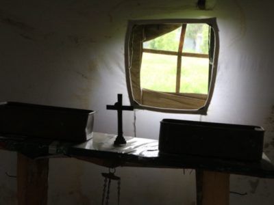 У Києві триває фотовиставка за участю АрміяInform «Одна війна – одна нація – два погляди»  