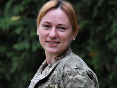 Солдат Юлія Чумаченко хоче стати доктором філософії і командиром взводу  