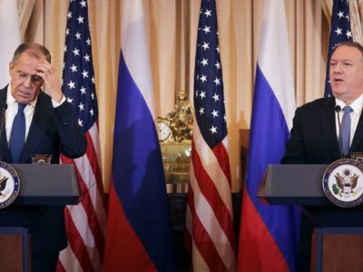 Україна була провідною темою розмови Помпео з Лавровим  