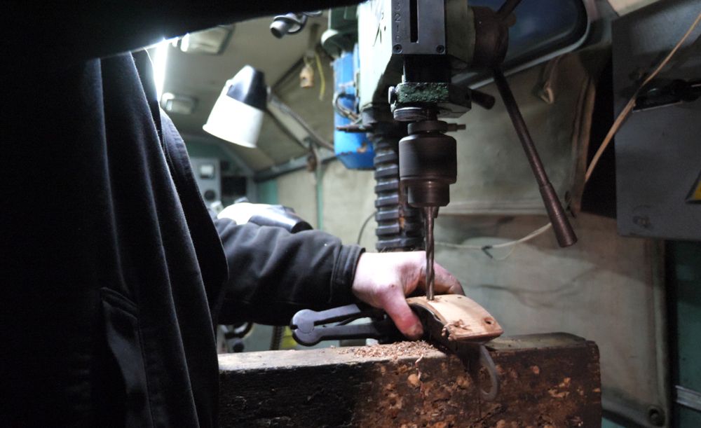 Як ремонтна рота «реанімує» військову техніку на передовій