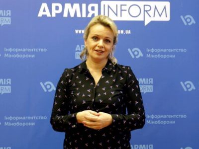 Ірма Вітовська вітає Захисників України  