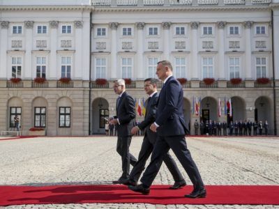 Володимир Зеленський провів телефонну розмову з Президентом Польщі Анджеєм Дудою  