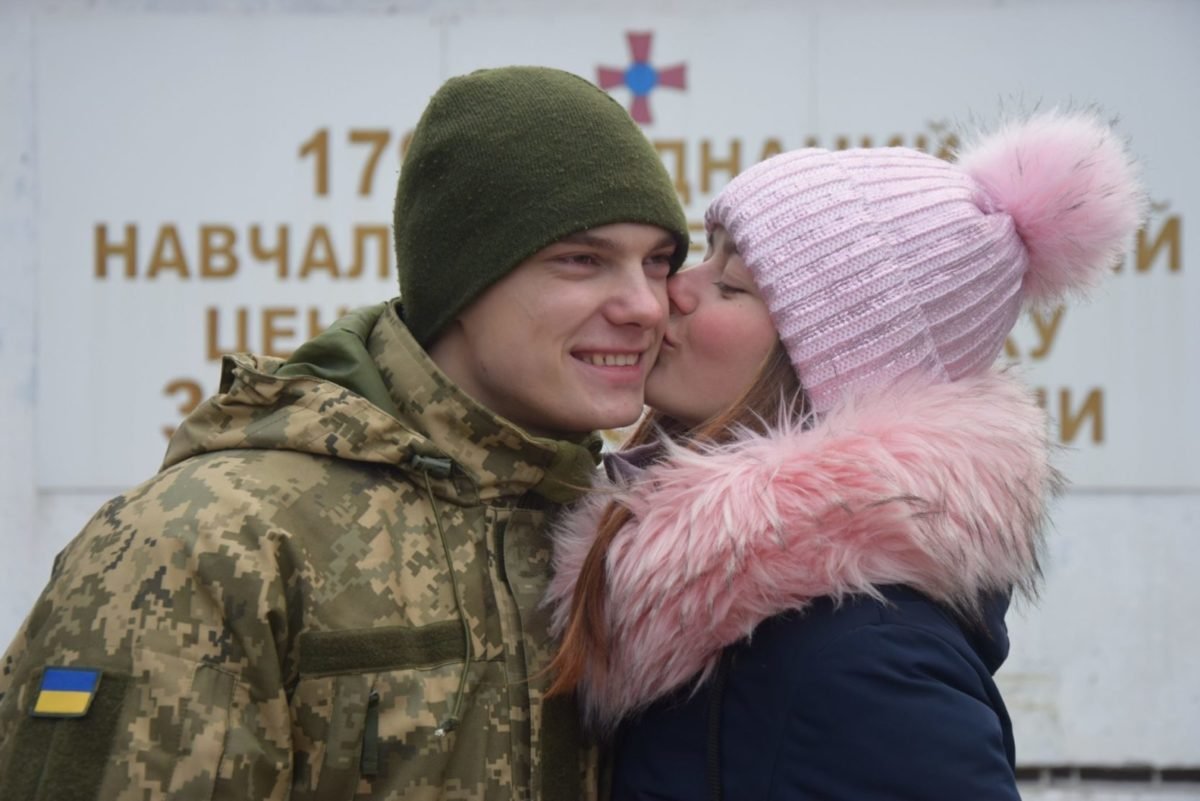 На Полтавщині близько 100 строковиків-зв’язківців склали Військову присягу на вірність Українському народові