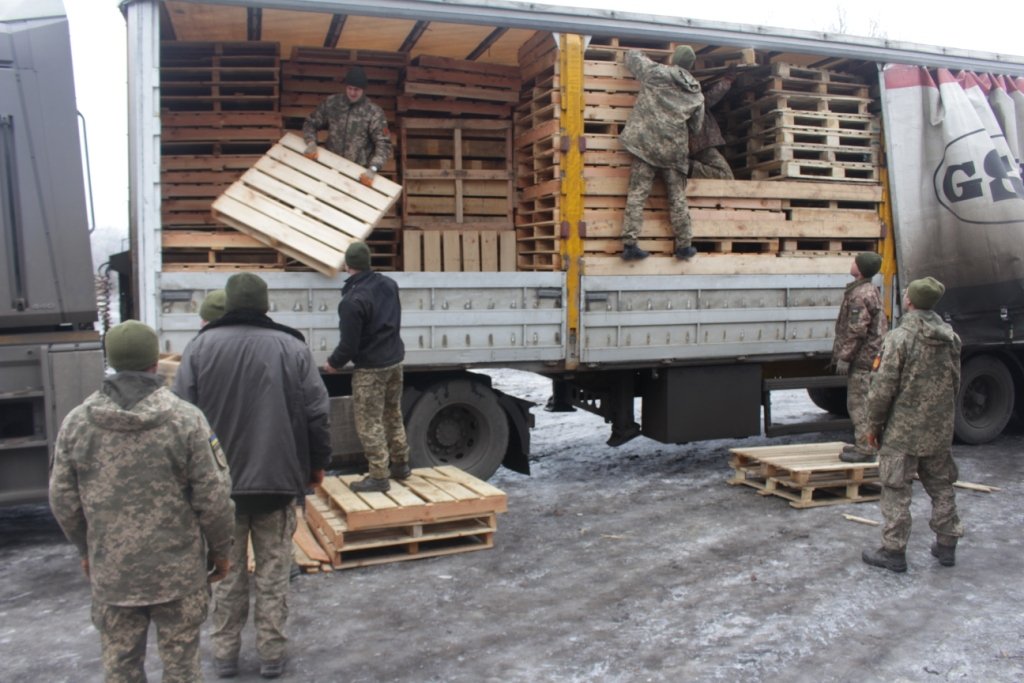 Допомога військовим від черкаських волонтерів