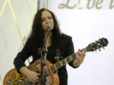 В Рівному Христина Панасюк презентувала свій четвертий альбом під назвою «Небо одне на всіх»  
