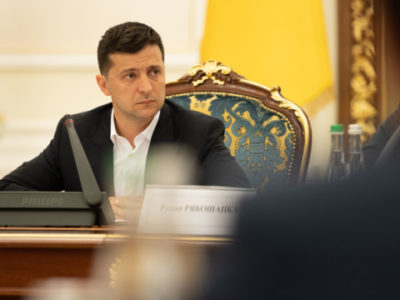 Зеленський висловив співчуття Джонсону через загибель британців в Ірані