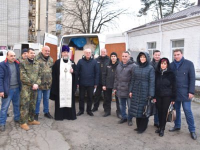 12 тонн «гуманітарки» від вінничан та бірмінгемців — на передову  