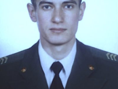 Військовослужбовець затримав злочинця, який намагався підпалити житловий будинок