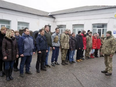 Україна поки не може повністю відмовитися від призову на строкову службу  