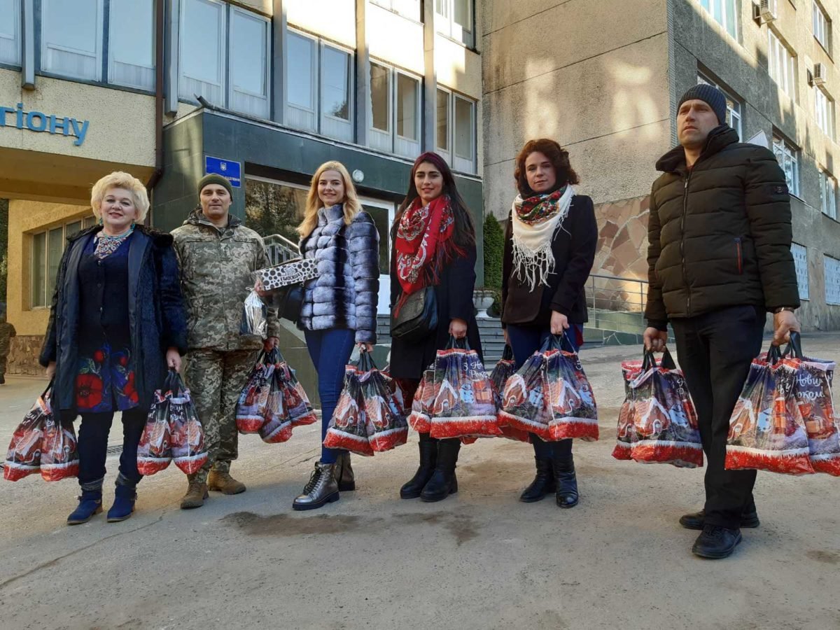 Громада Львівщини відвідала поранених військових