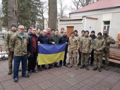 Курсанти ВІТІ імені Героїв Крут відвідали воїнів які повернулися з полону