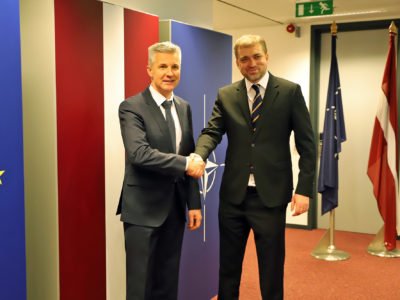 Міністр оборони України провів зустріч з Міністром оборони Латвії