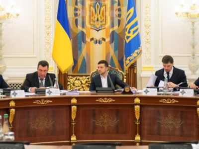 РНБО передала на затвердження Президенту Стратегію нацбезпеки і оборони «Безпека людини – безпека країни»