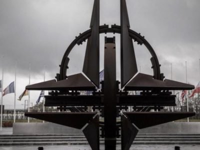 США «попрацюють» з Угорщиною, яка блокує Україну на шляху до НАТО  