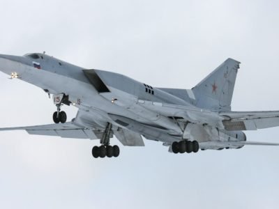 Російські бомбардувальники над Чорним морем:  «плановий» політ над «нейтральними» водами  