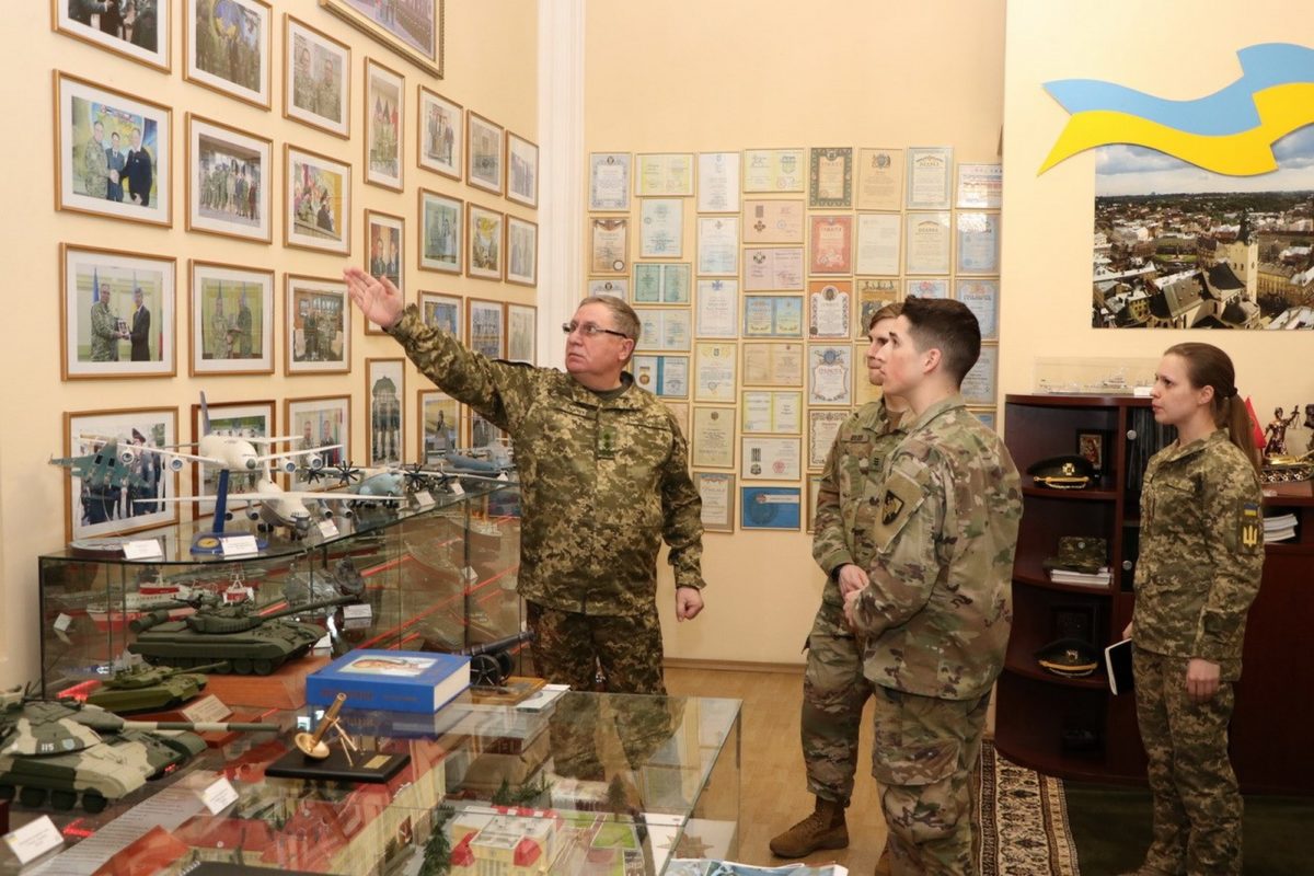 Національну академію сухопутних військ відвідали курсанти американського Вест-Пойнту