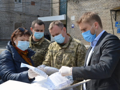 6 тисяч захисних маcок передали до Військово-медичного клінічного центру Східного регіону  