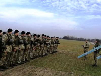 Майбутні офіцери-зв’язківці запускають безпілотні авіаційні комплекси та будують повітряні телекомунікаційні мережі
