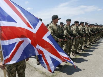 Британія залучитиме військових для охорони порядку під час епідемії  