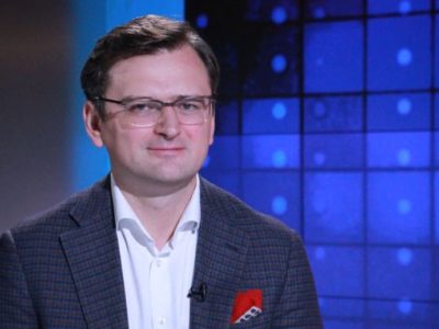 Обмін полоненими «не поставлений на паузу» через коронавірус – Кулеба