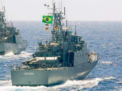 Бразилія проти СОVID-19 залучає військовий флот  