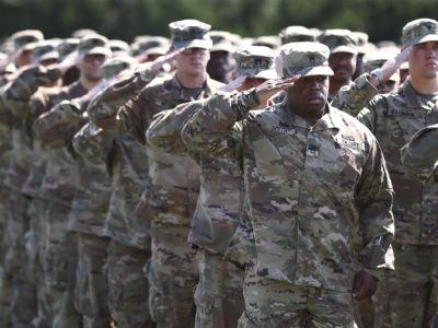 Строкова служба в інших країнах: де і як служать строковики  