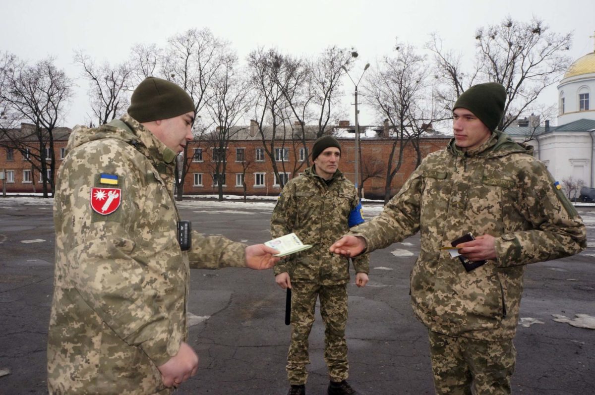 Як військові правоохоронці підтримують порядок у Чугуївському гарнізоні
