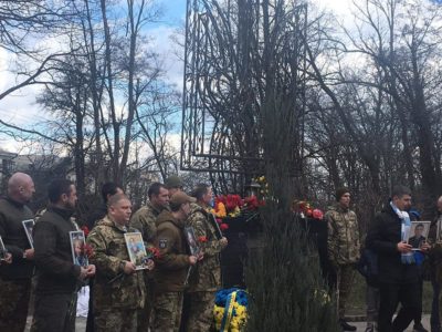У Києві відкрили пам’ятний знак загиблим воїнам АТО