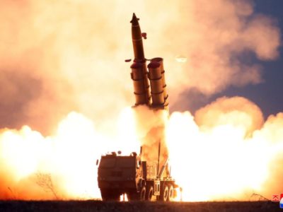 Північна Корея запустила три ракети в бік Японського моря  