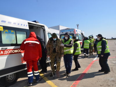 14 поранених на фронті воїнів продовжать лікування в Одесі  