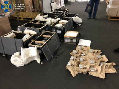 СБУ блокувала вивезення за кордон запчастин до бронетехніки та військової авіації на $1 млн  