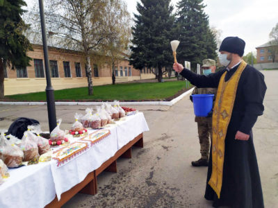 Як святкують Великдень у Харківському та Чугуївському гарнізонах  