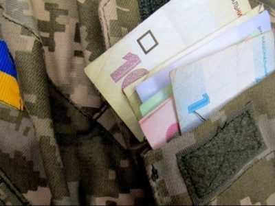 Луцькі контрактники отримають разову грошову допомогу