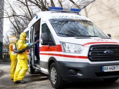 Президент наполягає на пришвидшенні забезпечення засобами захисту неопорних лікарень  