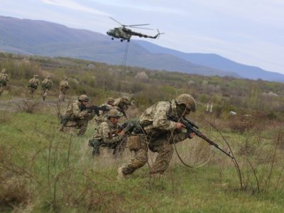 На гірському полігоні десантники показали свою навченість та сучасне озброєння  