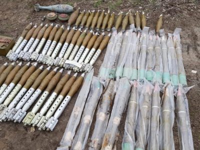 СБУ затримала підривників мостів на Луганщині та вилучила у них арсенал вибухівки  