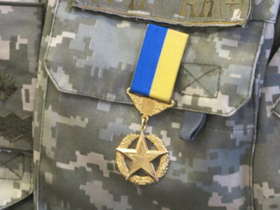 Героям України спростять процедуру виплати грошової допомоги  