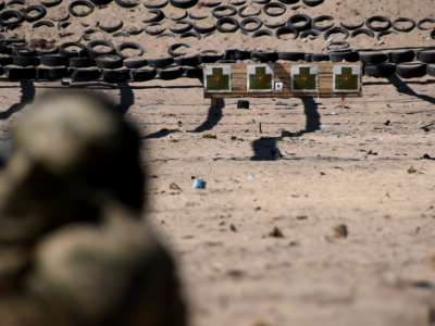 250 очок за 2 хвилини бою: у «Десні» запустили пілотний проєкт із навчання інструкторів з вогневої підготовки за стандартами НАТО  