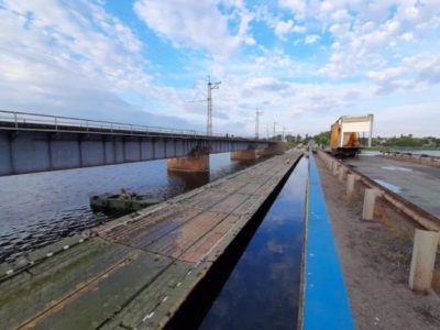 Військовослужбовці понтонно-мостового полку першими випробували переправу на міцність та надійність  