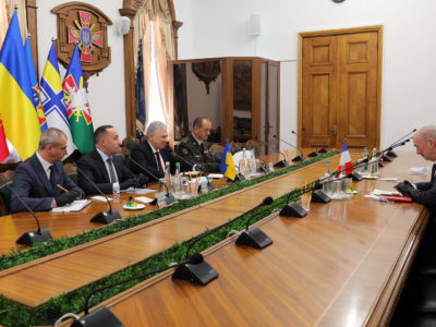 Андрій Таран: «Україна  прагне розвивати співробітництво в оборонній сфері з Французькою Республікою»  