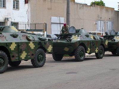 Президентському полку з Миколаївського бронетанкового заводу передали оновлені БРДМ-2Л1  