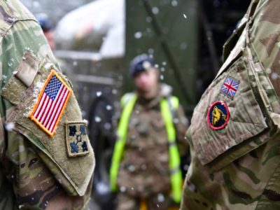 Чим вищий паркан, тим кращі сусіди